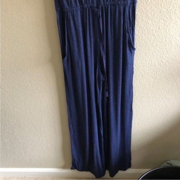 Max Studio Sleeveless Navy Blue Cowl Neck Jumpsuit Pockets L - Picture 6 of 7